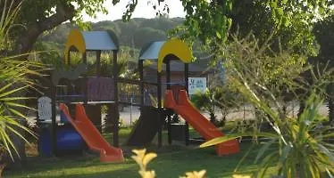 Papalus Bungalow Hotell 3*